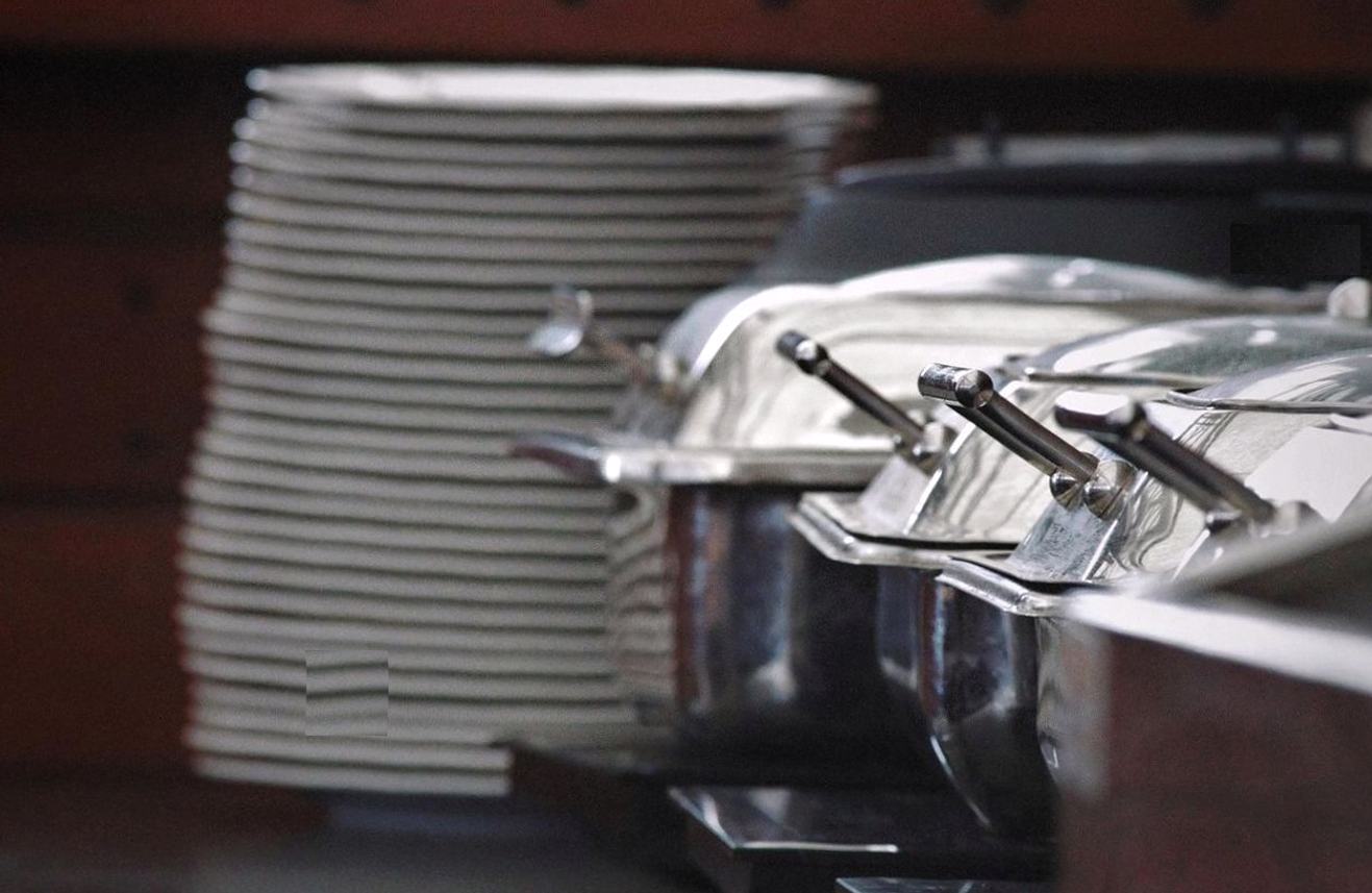 Postazione caffetteria allestita per una convention aziendale al mattino